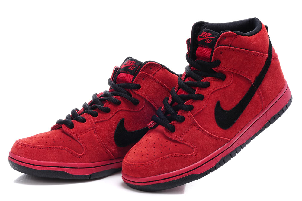 childrens red nike trainers