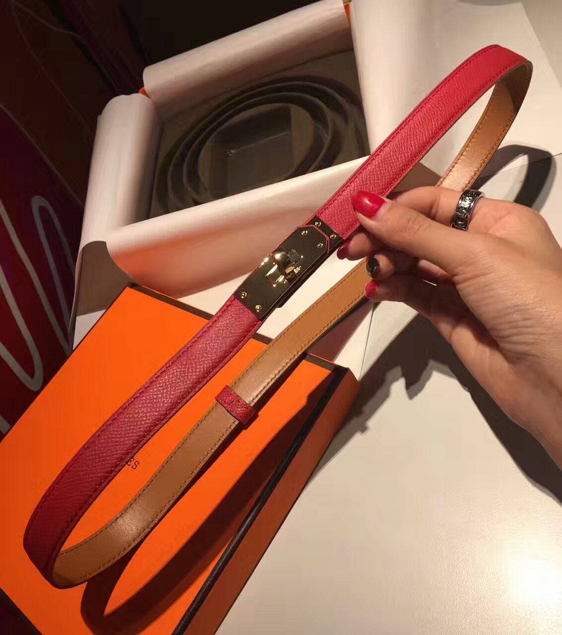 ID.149479|329030-re-l|Hermes新款女用皮帶非常百搭