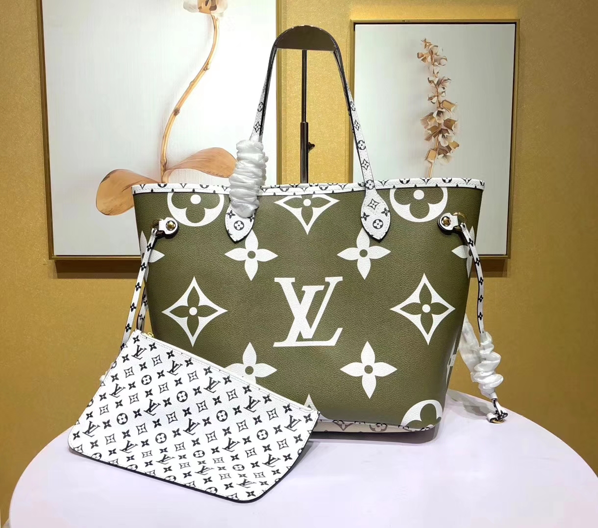 ID.172542 M44568 gre l LV NEVERFULL MM