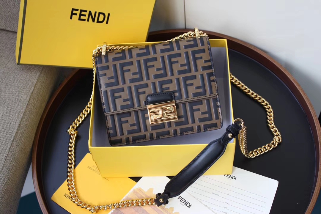 fendi台灣官方網站 - fendi官網台灣