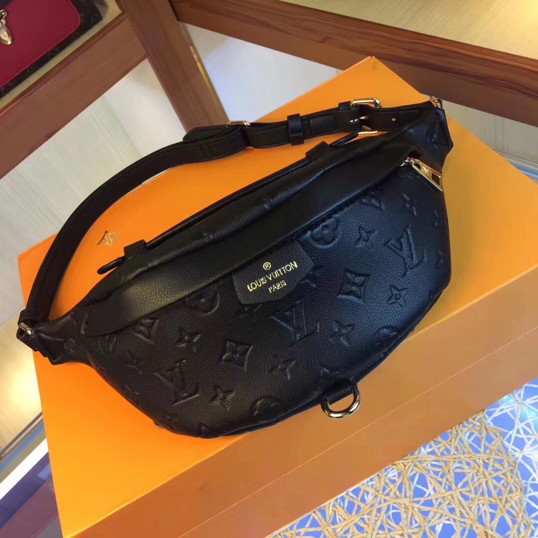 M44812 store