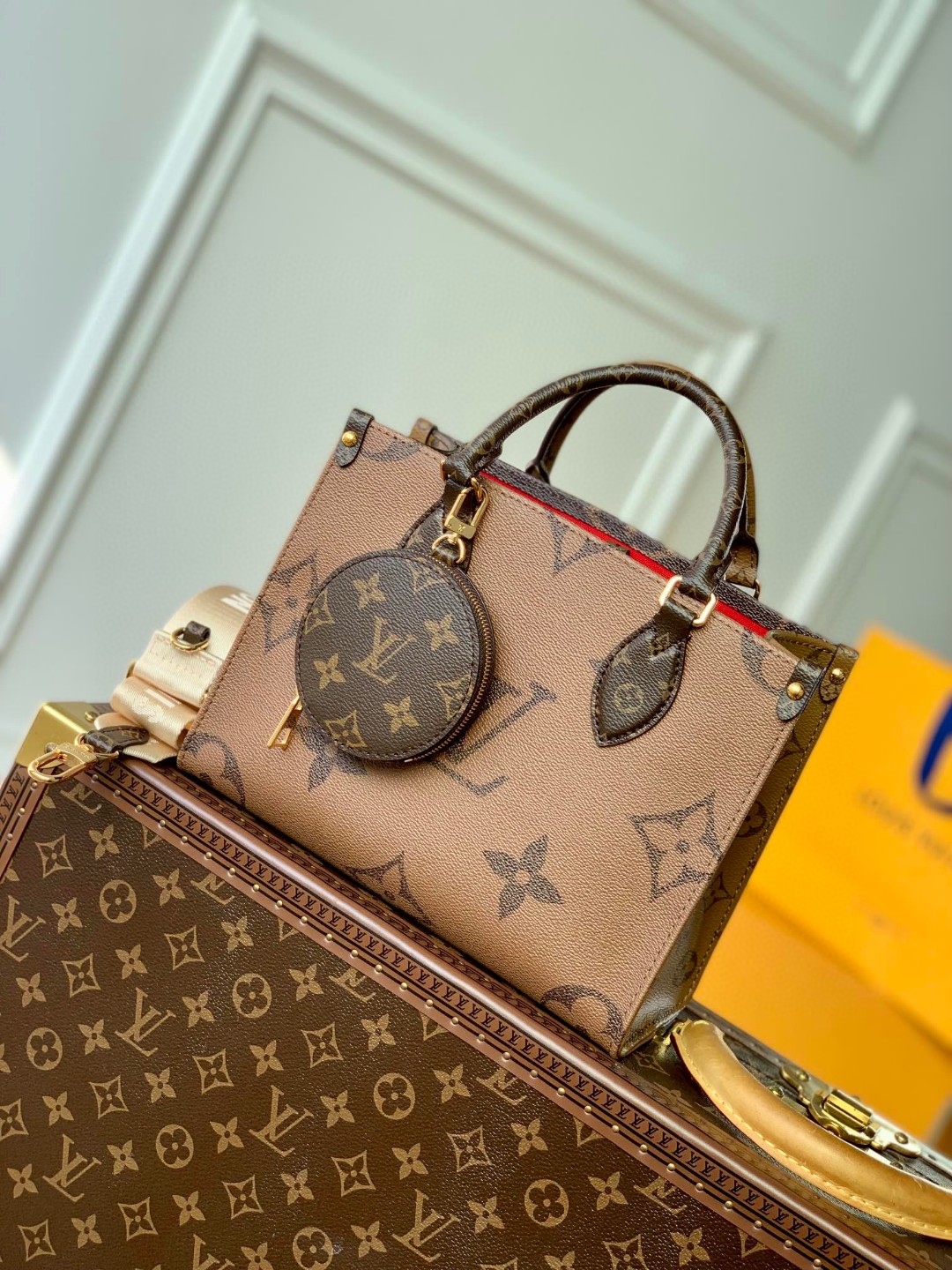 ID.193007|M46373-br-l|LV OnTheGo PM 專櫃價10萬